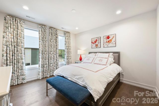 1500 Hawthorne Lane A, Charlotte, NC 28205