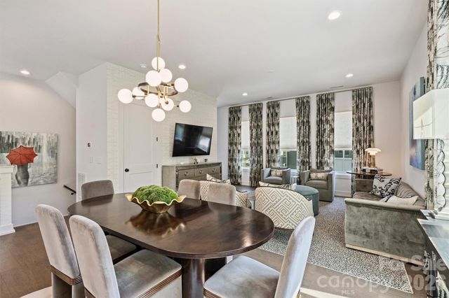 1500 Hawthorne Lane A, Charlotte, NC 28205