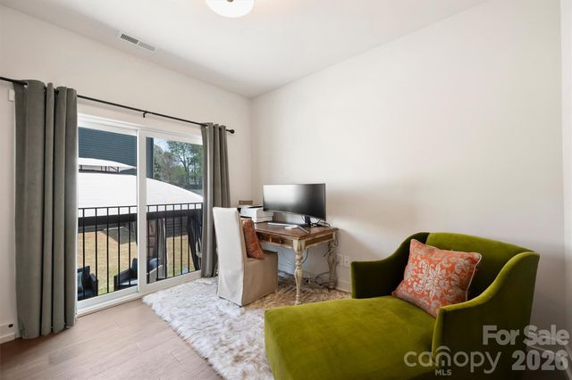 1500 Hawthorne Lane A, Charlotte, NC 28205