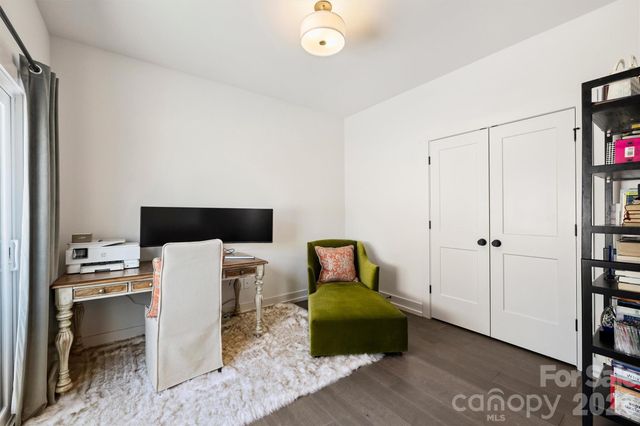 1500 Hawthorne Lane A, Charlotte, NC 28205