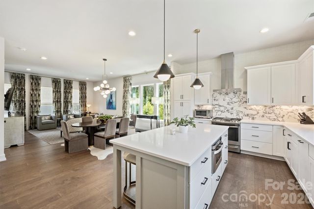 1500 Hawthorne Lane A, Charlotte, NC 28205