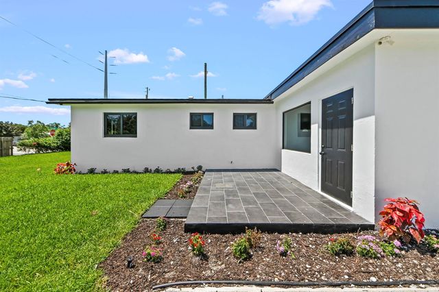 3645 Melaleuca Lane, Lake Worth, FL 33461