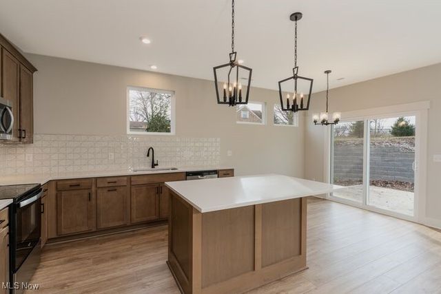 3624 Great Windsor Lane, Uniontown, OH 44685