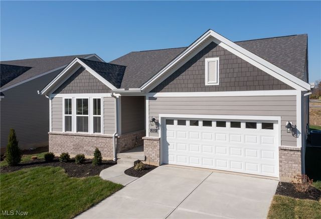 3624 Great Windsor Lane, Uniontown, OH 44685