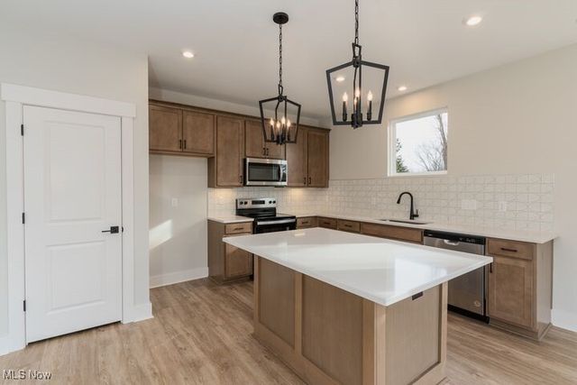 3624 Great Windsor Lane, Uniontown, OH 44685