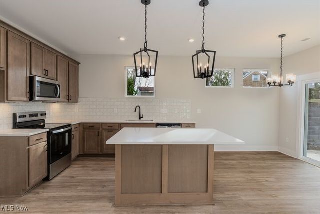 3624 Great Windsor Lane, Uniontown, OH 44685