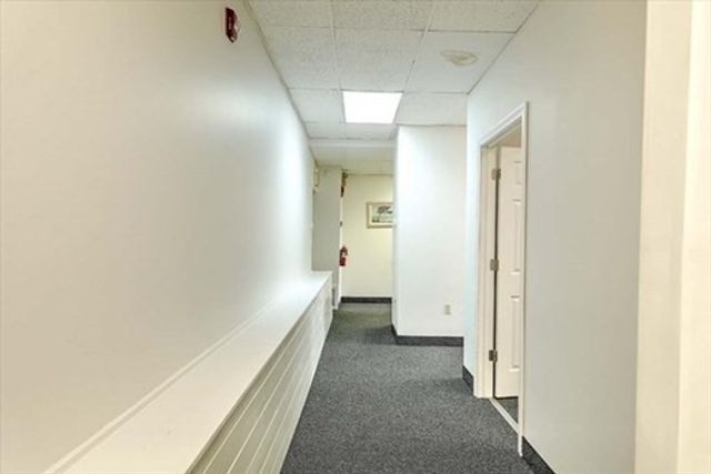 2 Union St, Taunton, MA 02780