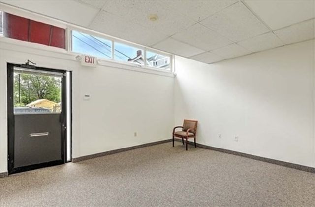 2 Union St, Taunton, MA 02780