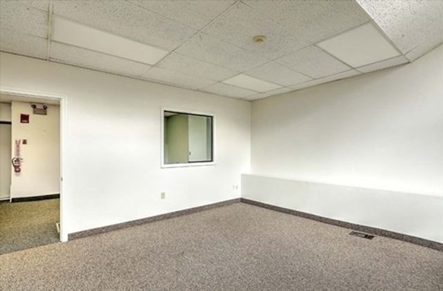 2 Union St, Taunton, MA 02780