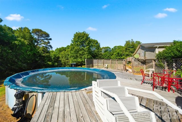 3860 Pickle Williams Lane, Granite Falls, NC 28630