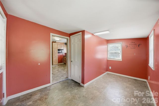 3860 Pickle Williams Lane, Granite Falls, NC 28630