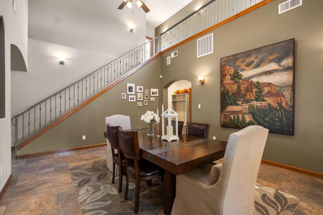 323 Nuevo Hacienda Lane NW, Los Ranchos, NM 87107