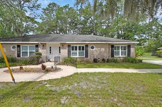 720 S HILL AVENUE 8B, Deland, FL 32724