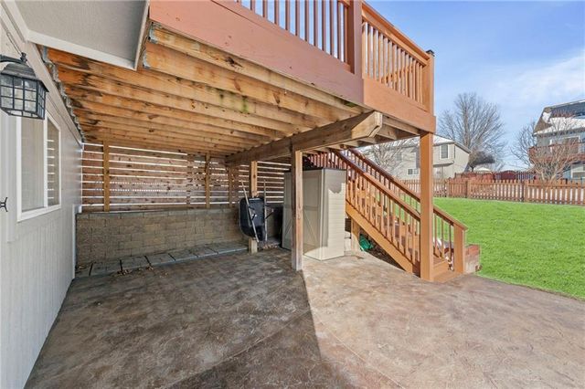 1515 Trumpet Court, Liberty, MO 64068