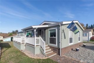 620 NE Saturn Lane, Bremerton, WA 98311