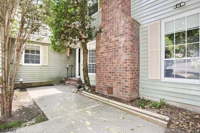 14 Birdseye Cir, Wayne Twp., NJ 07470