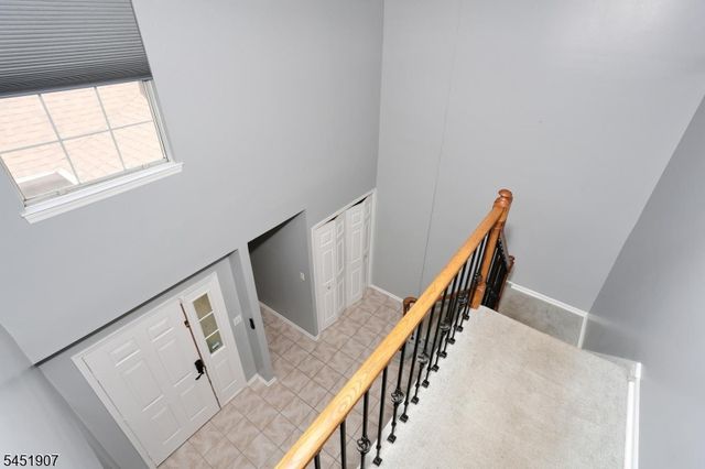 14 Birdseye Cir, Wayne Twp., NJ 07470