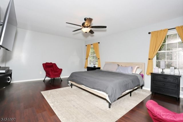 14 Birdseye Cir, Wayne Twp., NJ 07470