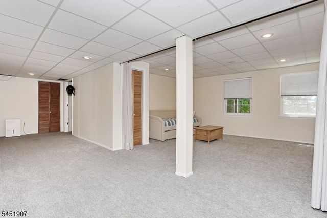 14 Birdseye Cir, Wayne Twp., NJ 07470