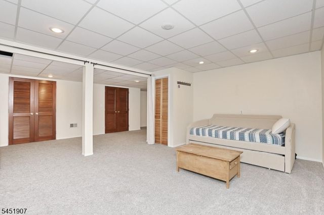 14 Birdseye Cir, Wayne Twp., NJ 07470