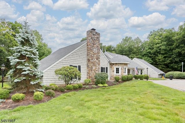 14 Birdseye Cir, Wayne Twp., NJ 07470
