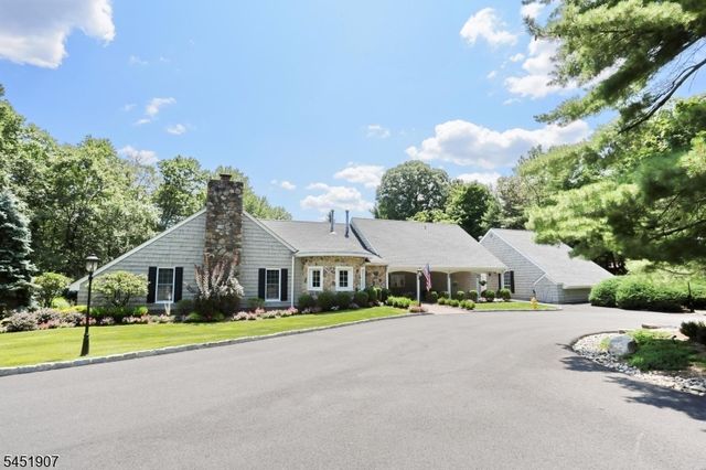 14 Birdseye Cir, Wayne Twp., NJ 07470
