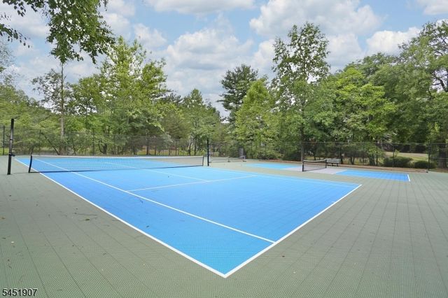 14 Birdseye Cir, Wayne Twp., NJ 07470