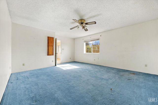 5700 Panorama Crest Drive, Bakersfield, CA 93306