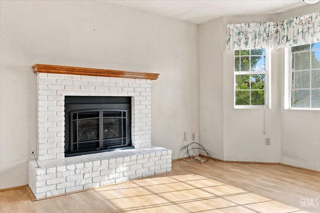 5700 Panorama Crest Drive, Bakersfield, CA 93306