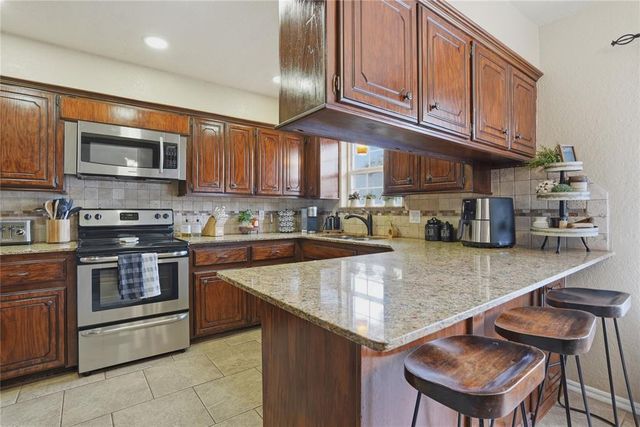 501 Wandering Way, Oklahoma City, OK 73170