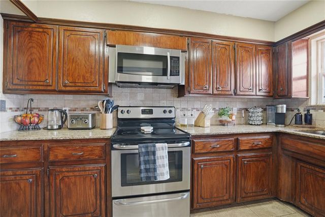 501 Wandering Way, Oklahoma City, OK 73170