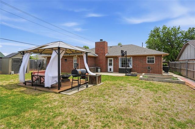 501 Wandering Way, Oklahoma City, OK 73170