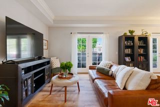 12010 Magnolia Boulevard 101, Valley Village, CA 91607