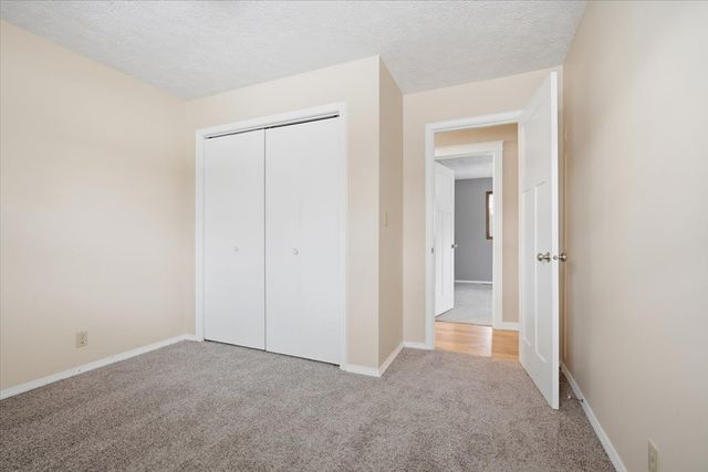 1204 Kim Drive, Bloomington, IL 61704