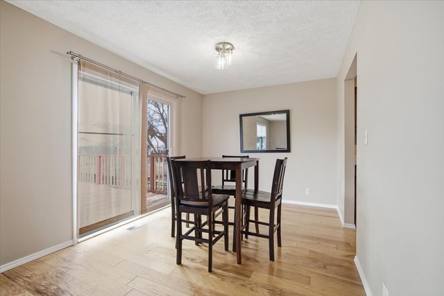 1204 Kim Drive, Bloomington, IL 61704