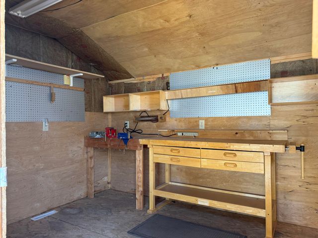 2627 W Midvalley Avenue 109, Visalia, CA 93277