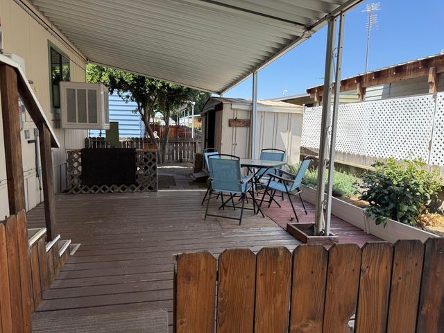 2627 W Midvalley Avenue 109, Visalia, CA 93277