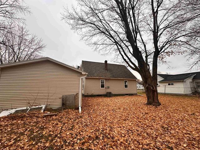 809 E State Street, Mauston, WI 53948