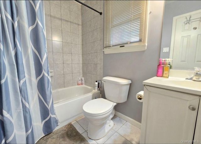 27 Dillmont Drive, Smithtown, NY 11787