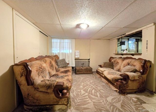 27 Dillmont Drive, Smithtown, NY 11787