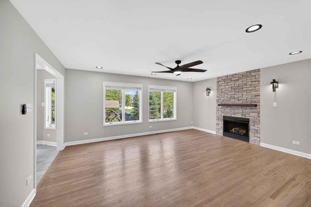 12376 W 107th Lane, St. John, IN 46373