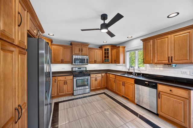 12376 W 107th Lane, St. John, IN 46373