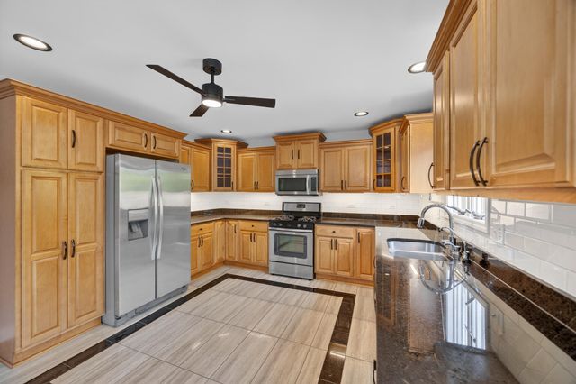 12376 W 107th Lane, St. John, IN 46373