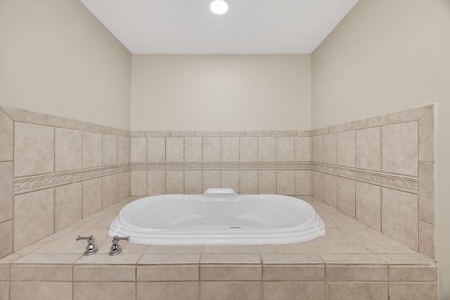 12376 W 107th Lane, St. John, IN 46373