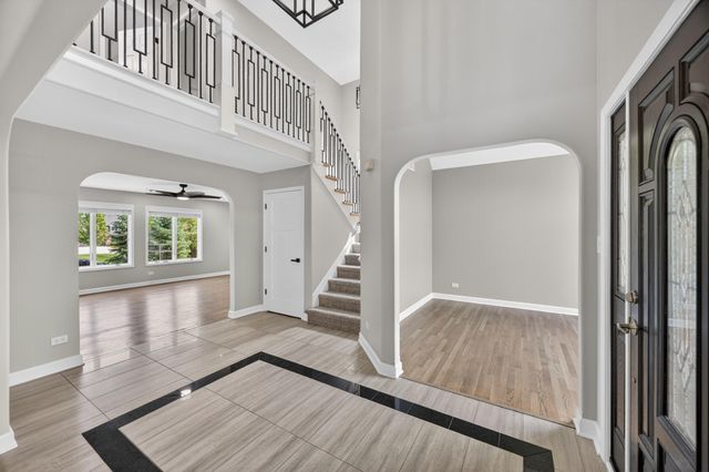 12376 W 107th Lane, St. John, IN 46373