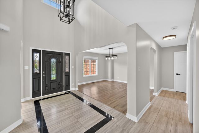 12376 W 107th Lane, St. John, IN 46373