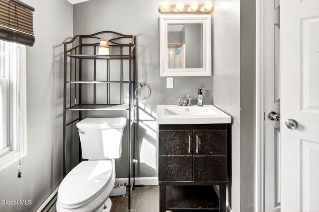 203 Mountain View Avenue, Rensselaer, NY 12144