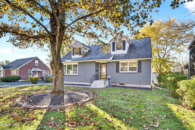 203 Mountain View Avenue, Rensselaer, NY 12144