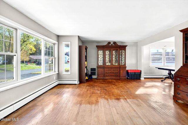 203 Mountain View Avenue, Rensselaer, NY 12144