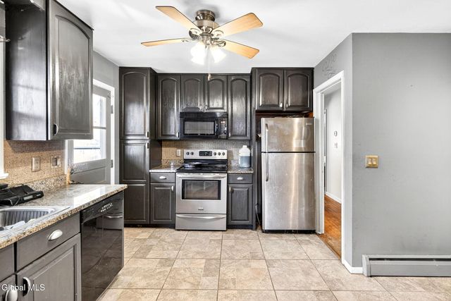 203 Mountain View Avenue, Rensselaer, NY 12144